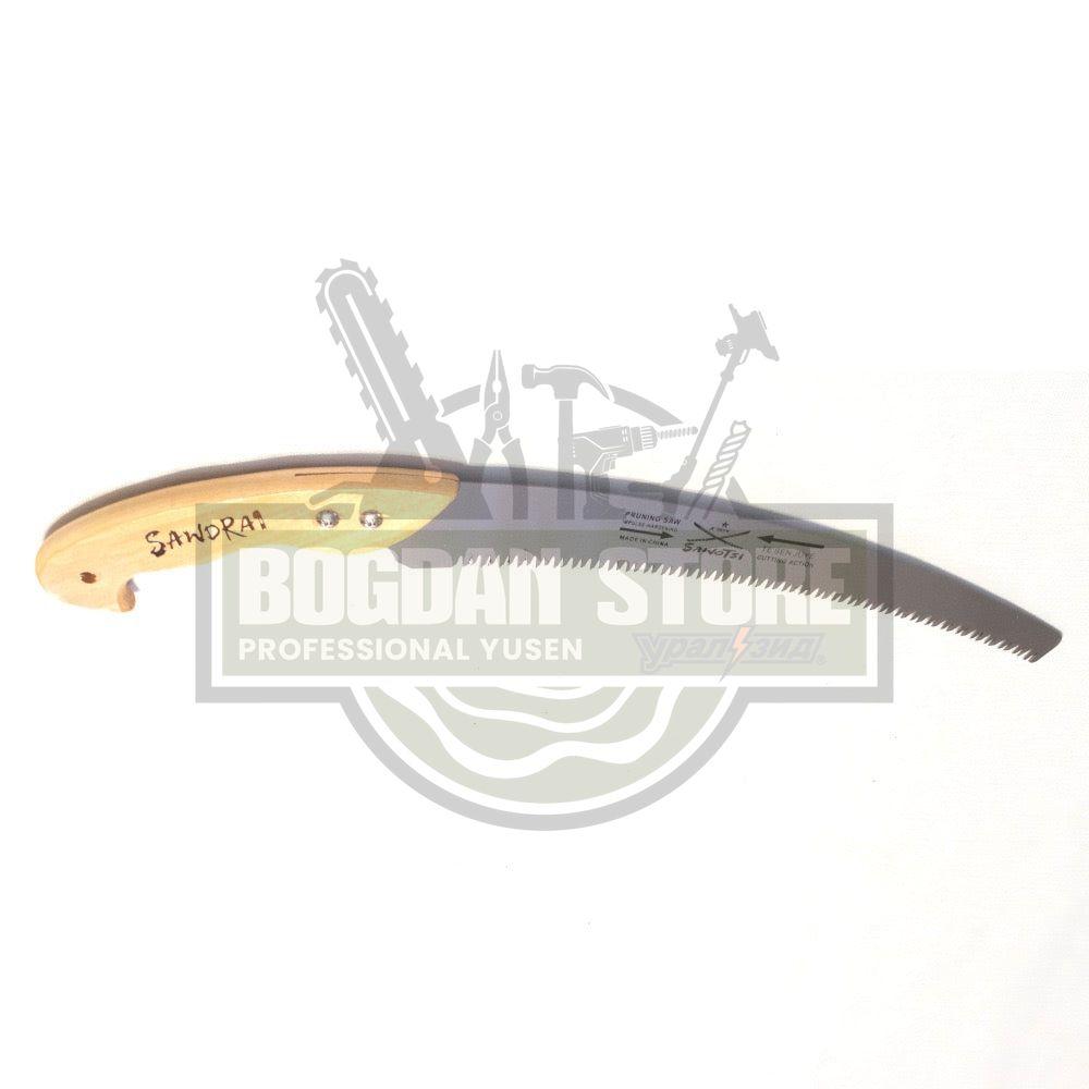 Fierastrau cu maner de lemn si teaca